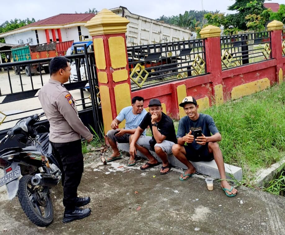 Bhabinkamtibmas Desa Tapung Makmur Laksanakan Giat Cooling System Dalam Rangka Pemilu Damai 2024